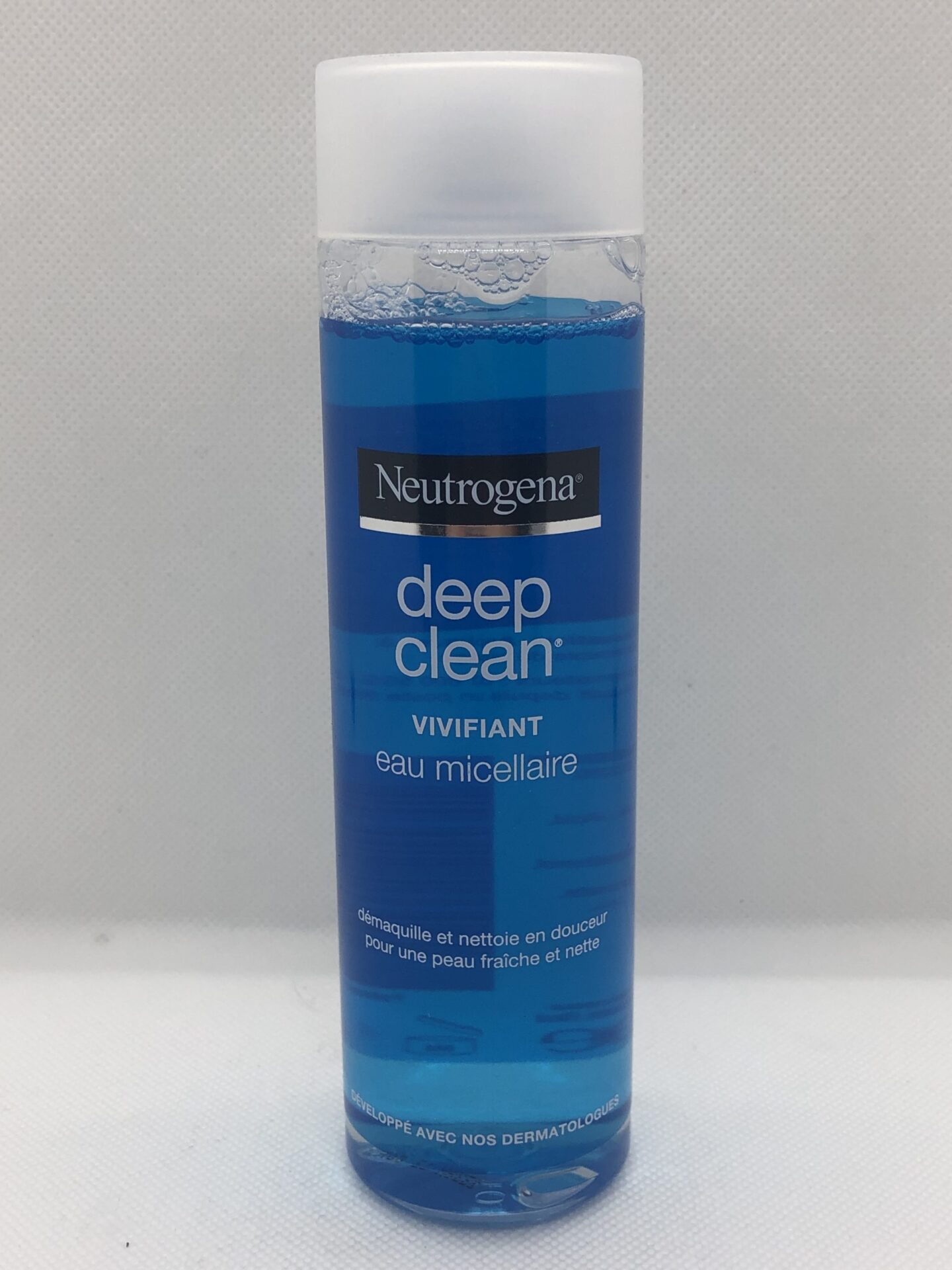 Neutrogena Deep Clean Vivifiant Agua Micelar